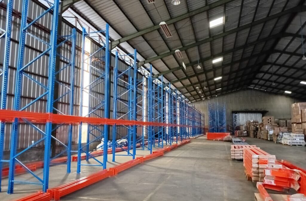 Solusi Rak untuk Industri Makanan, Kimia, dan Otomotif